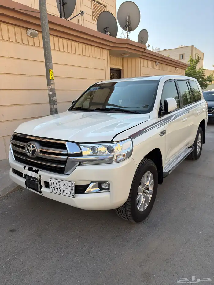 لاندكروزر ديزل 2020 6