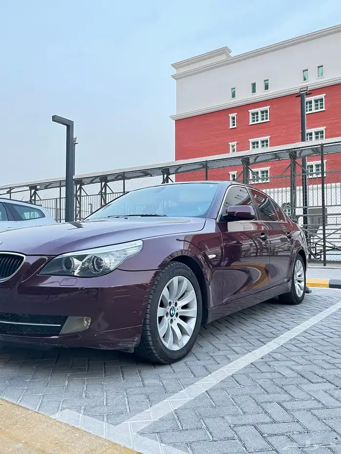 بي إم دبليو 520 li 12