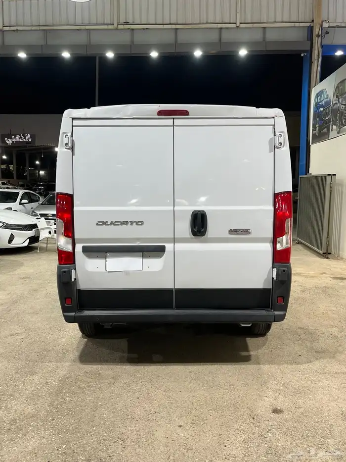 باص 2020 بضاعه قير عادي ديزل 8