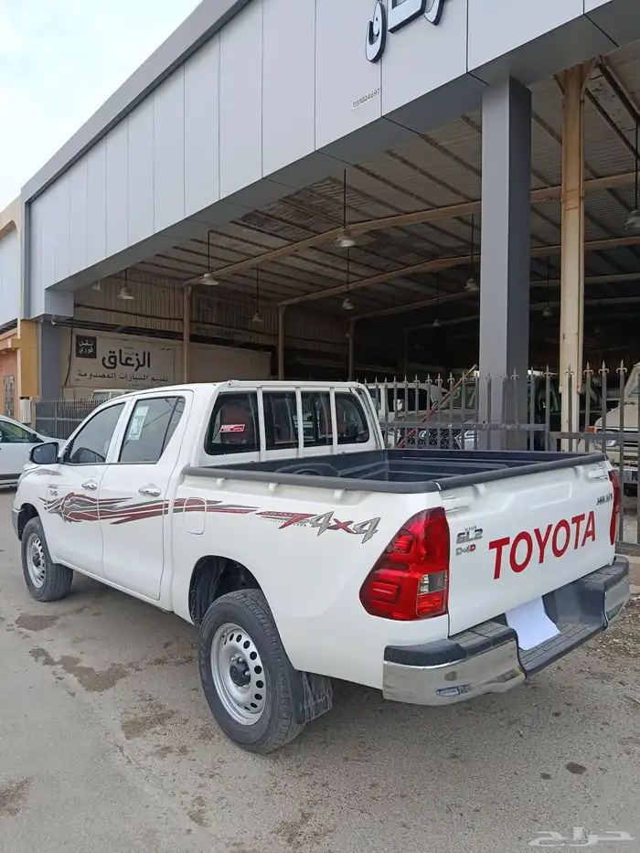 تويوتا هايلوكس غمارتين GL2 ديزل موديل 2024 3