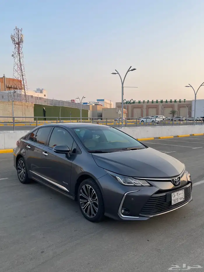 تويوتا كورلا 2022 فل كامل ممشى قليل 2