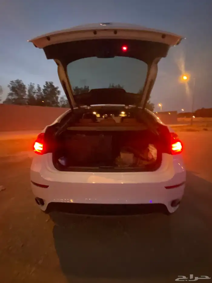 بي ام دبليو X6 2014 نظيف مالك اول من الوكالة 6