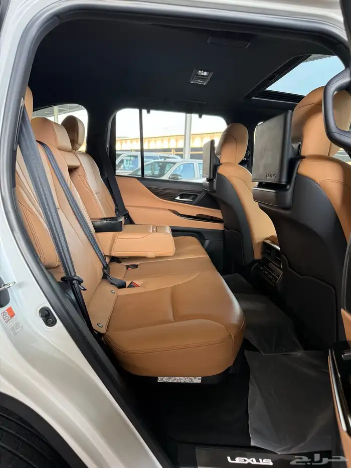 لكزس BBLX600 سعودي موديل 2024 34