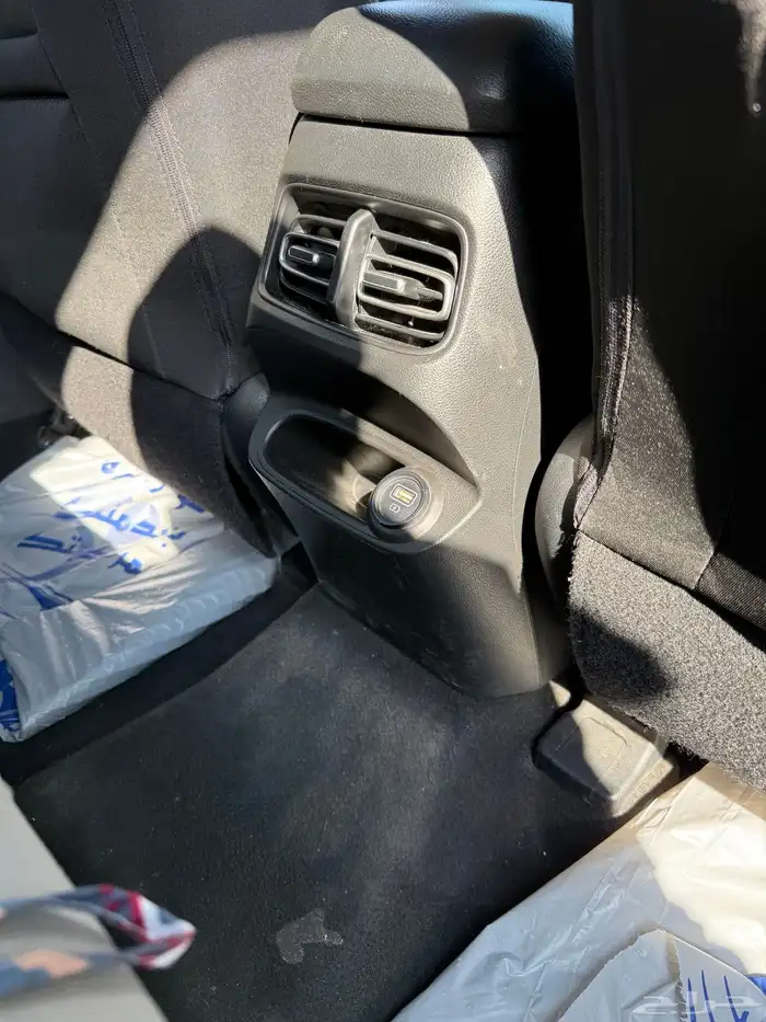 كريتا نظييف جدا ممشى قليل 51