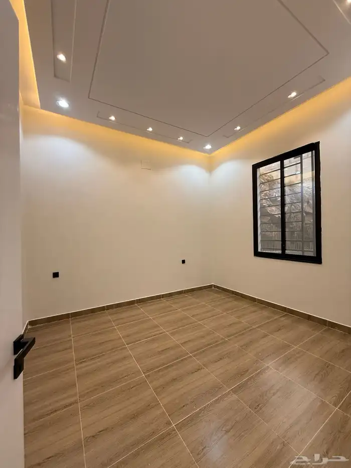 للبيع شقق ارضيه ببايكة سيارة وشقق علويه بملحق ابها ح الزهور 32