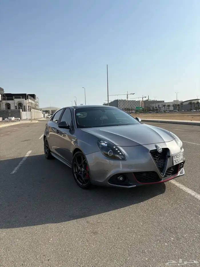 الفاروميو جوليتا 2