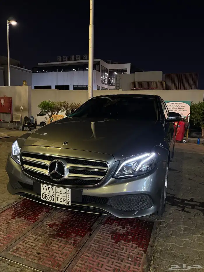 مرسيدس E220 2018 عداد 76 الف فقط 4