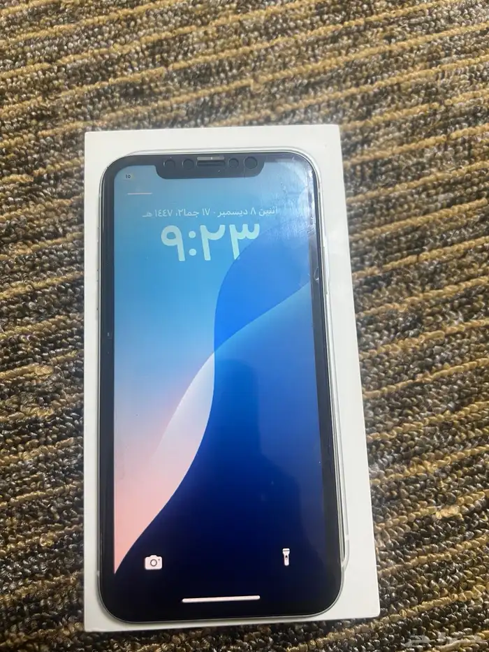 ايفون اكس ار نظيف غير مفكوك 8