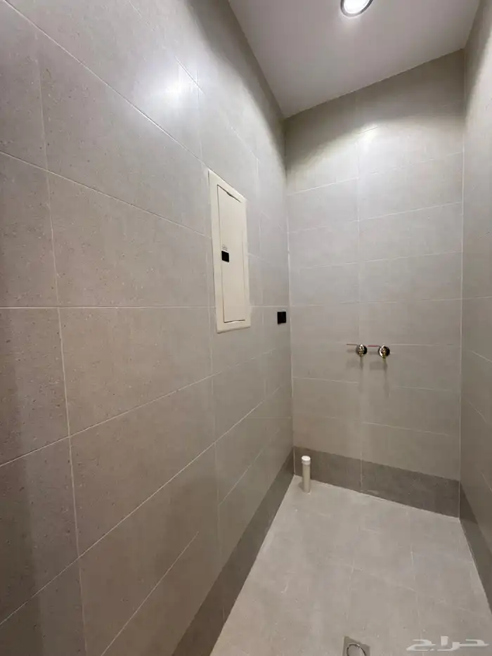 شقه ارضيه 6 غرف بمداخل مستقله قرب ممشي الراقي-بسعر550الف 7