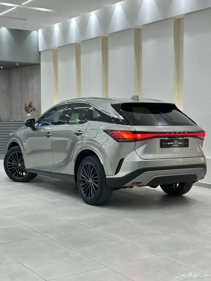 لكزس RX350 خليجي 2023 بريستيج موجودة بدبي 16
