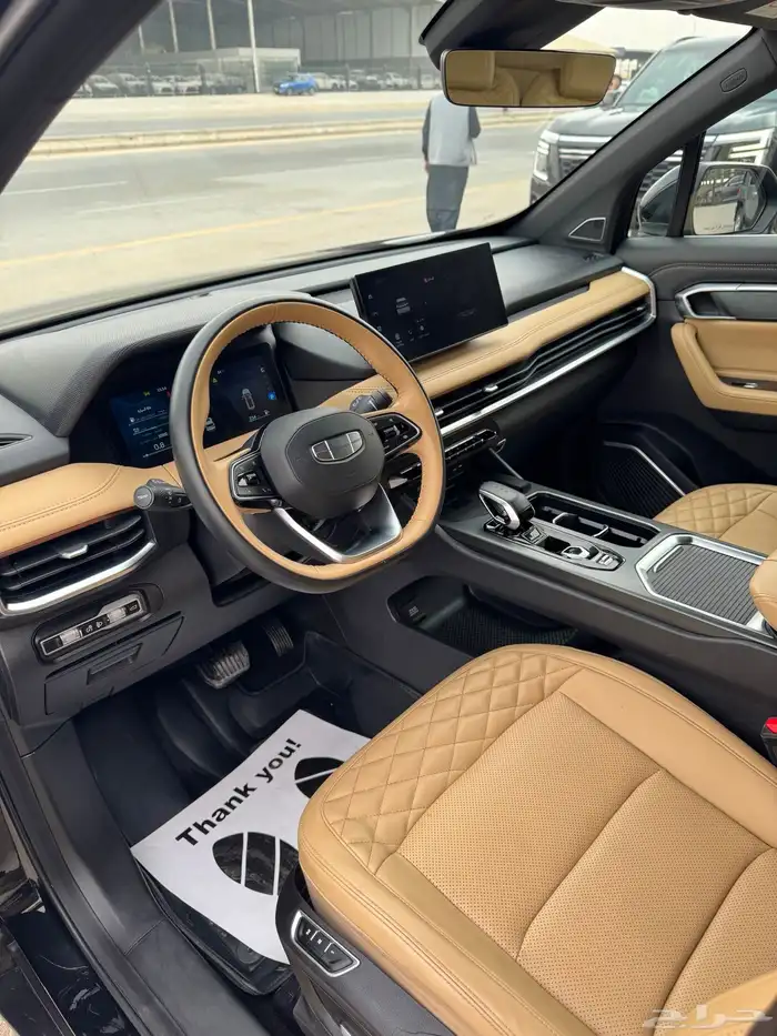 للبيع جيلي اوكافانجو 2024 فل كامل - بحالة الوكاله 10