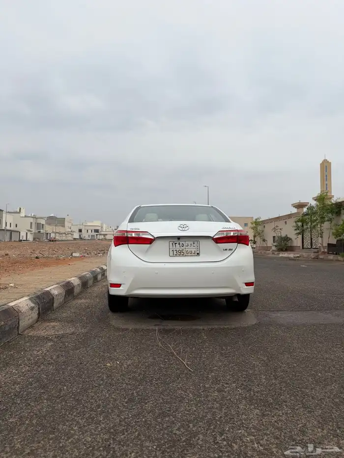 تويوتا كورولا 2016 مفحوص تامين   نص فل (بدون فتحة) 4