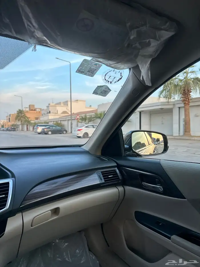 للبيع هوندا اكورد 2017 ستاندر اسود 24