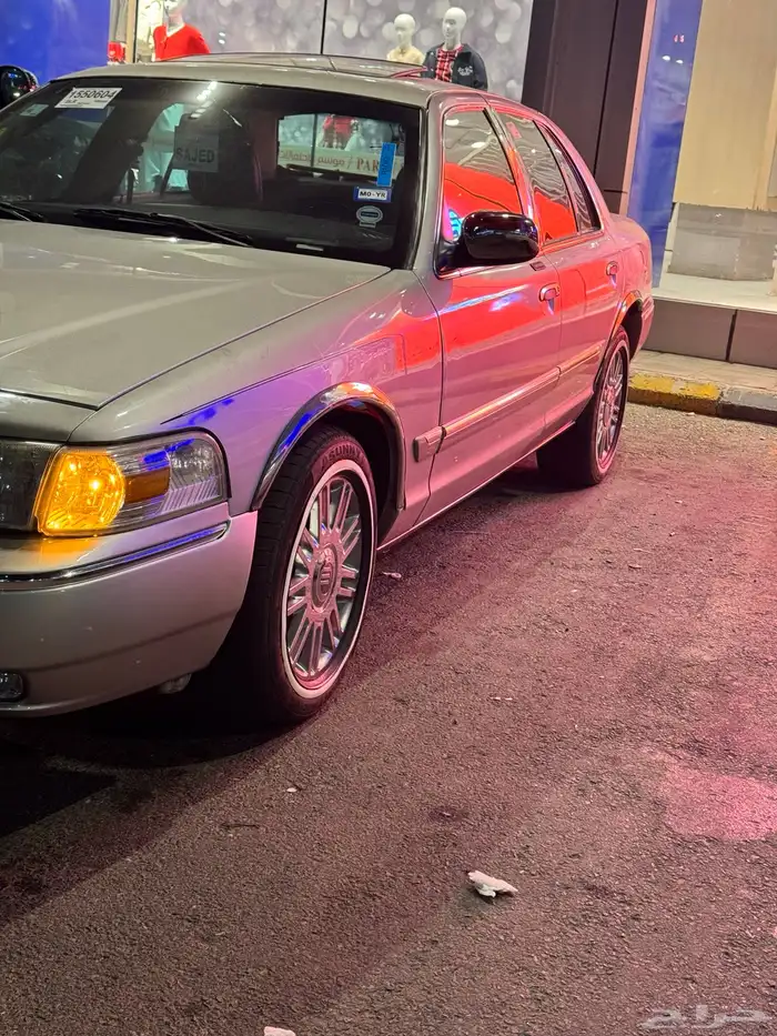 ماركيز 2008 LS فتحة سقف بلد 1