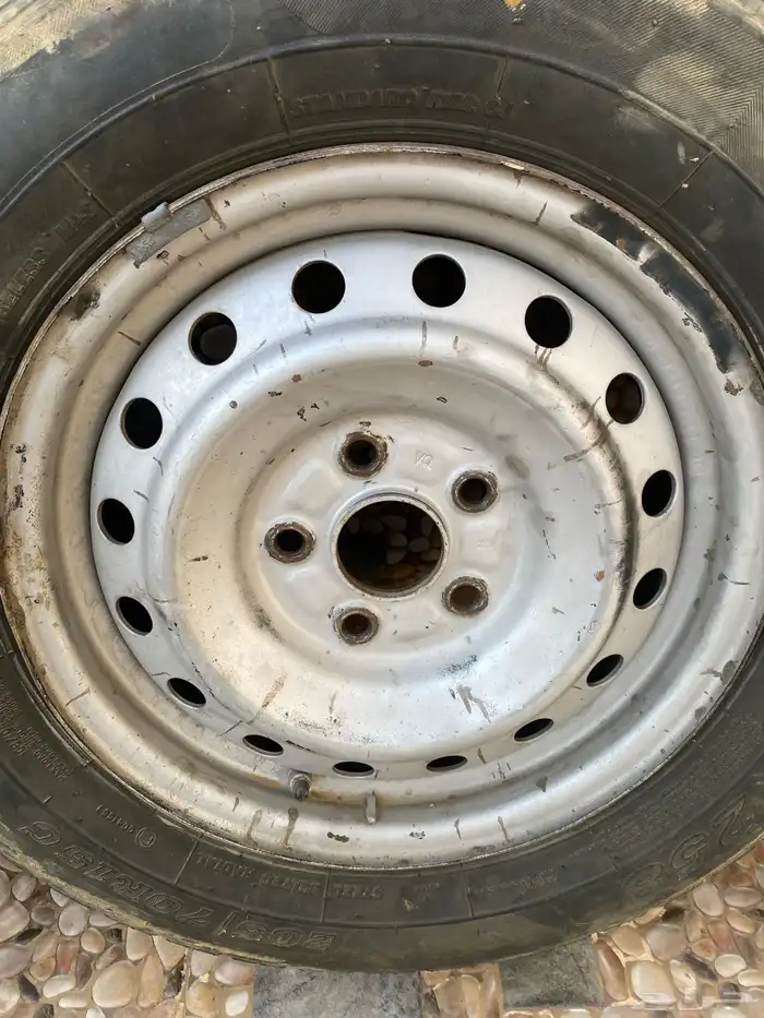 جنوط هايلكس 4