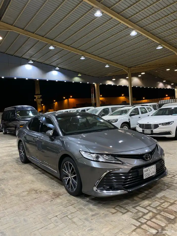 للبيع كامري 2022 قراند 6 سلندر بنزين عبداللطيف عداد 56 الف 2