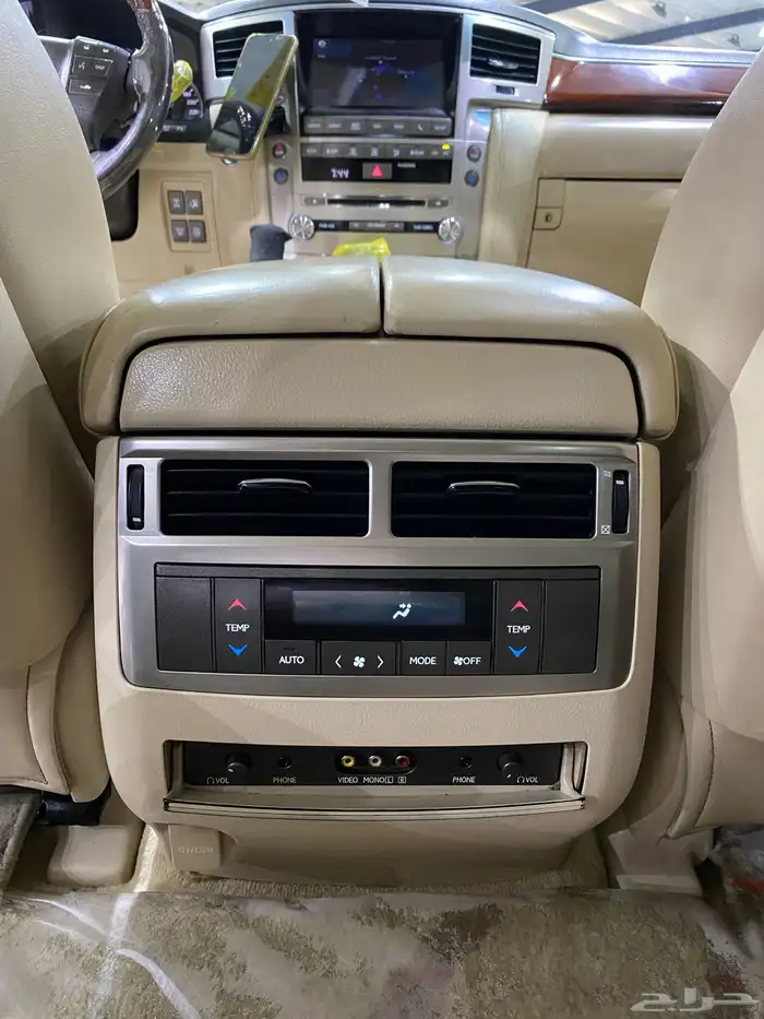 جيب لكزس 2014 فل كامل LX570 7