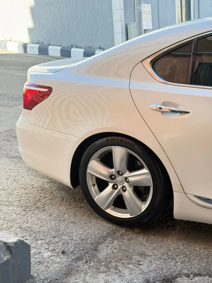 لكسز LS 460L 2010 فل كامل مخزن 2