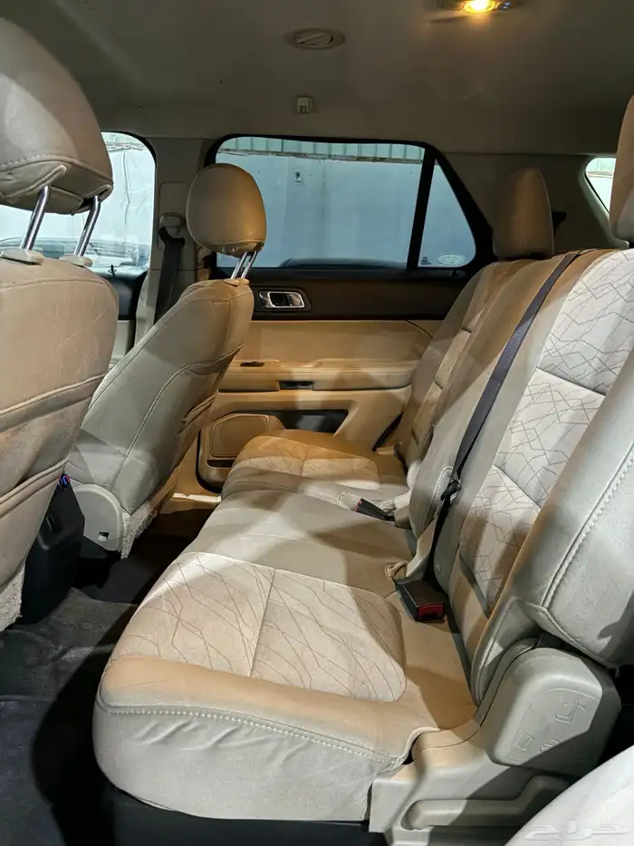 فورد اكسبلورر 2015 دبل عائلي ثلاث صفوف 9