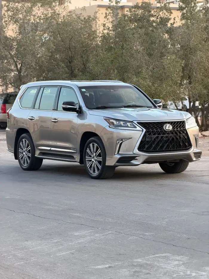 لكزس 2017 فل كامل 3