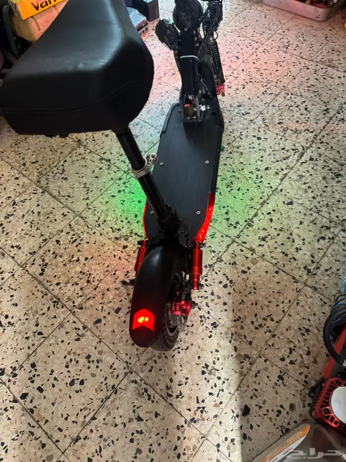 اسكوتر الوحش 4