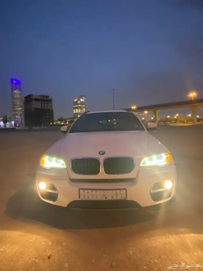 بي ام دبليو X6 2014 نظيف مالك اول من الوكالة 7