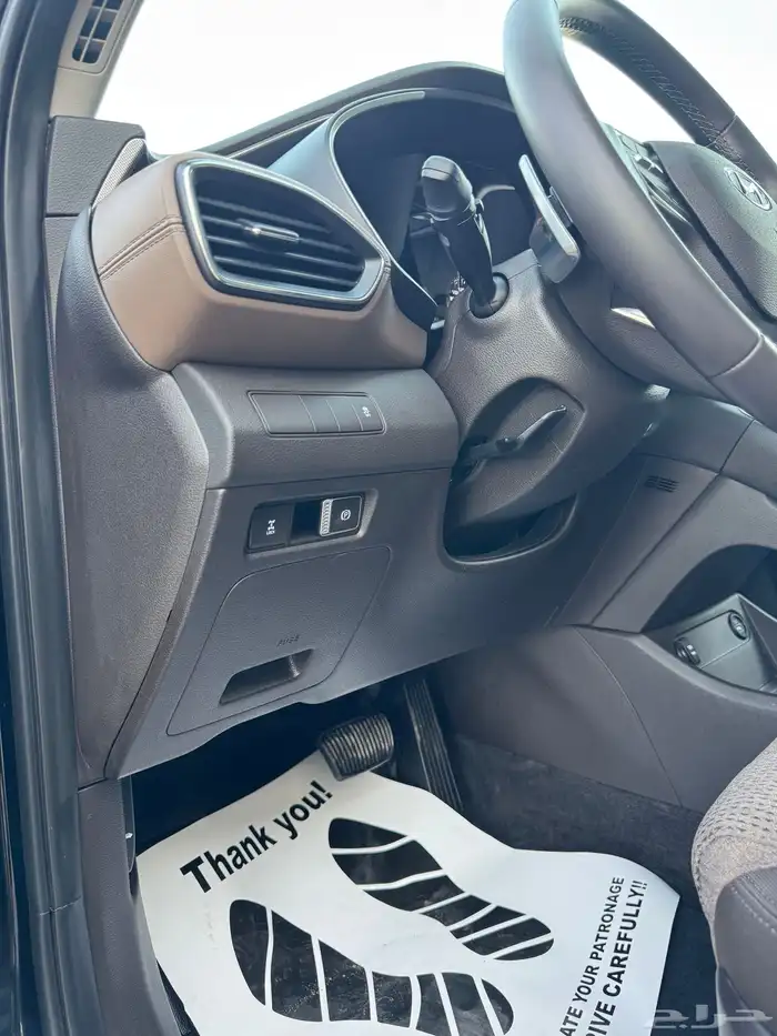 للبيع هيونداي سنتافي 2024 نص فل 4 سلندر دبل 18