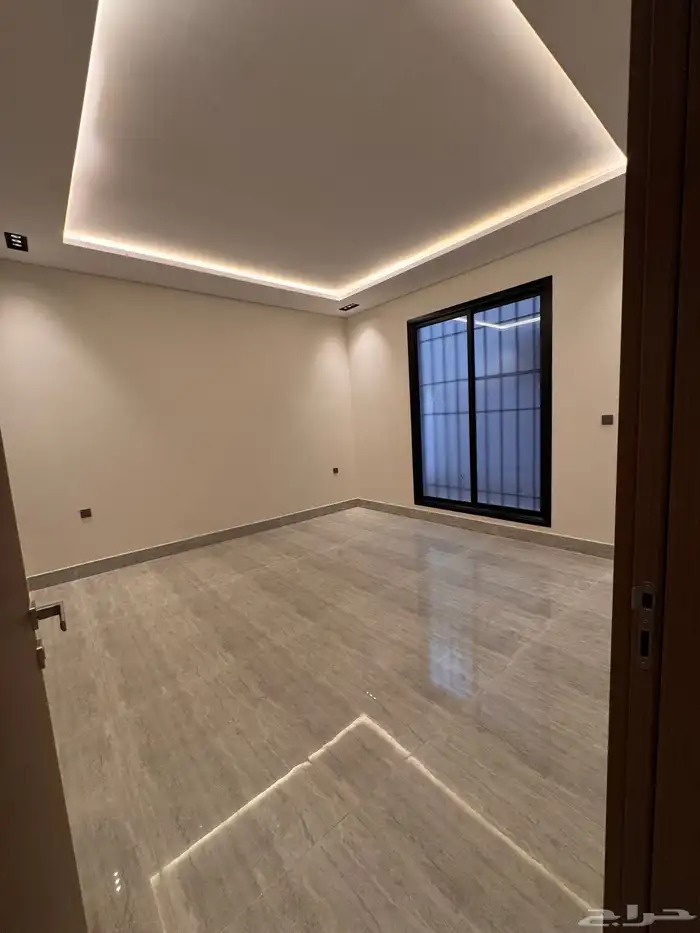 ايجار دور كبير من المالك مباشره حي تنال شرق المطار 10