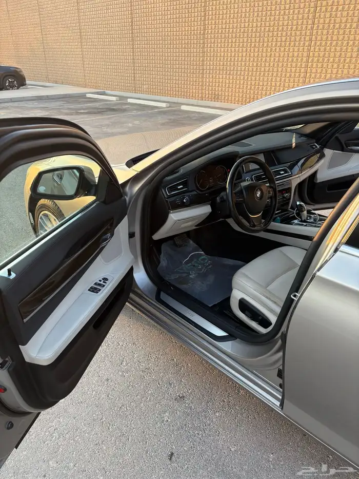 بي ام دبليو 730li 1