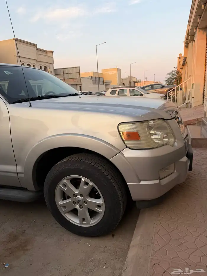 اكسبلورر 2010 1