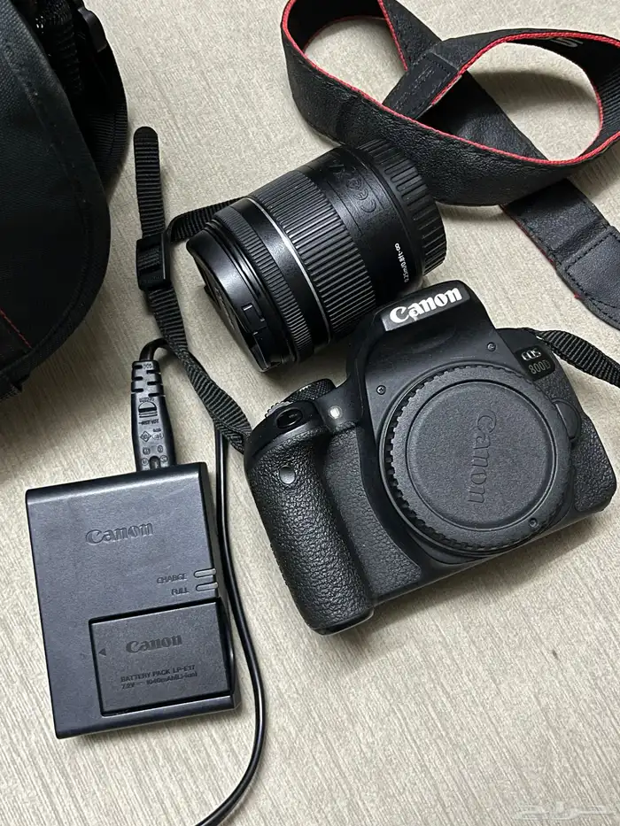 كاميرا كانون D800   عدسة كانون 50 mm 0