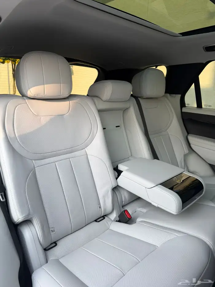 رنج روفر سبورت 16