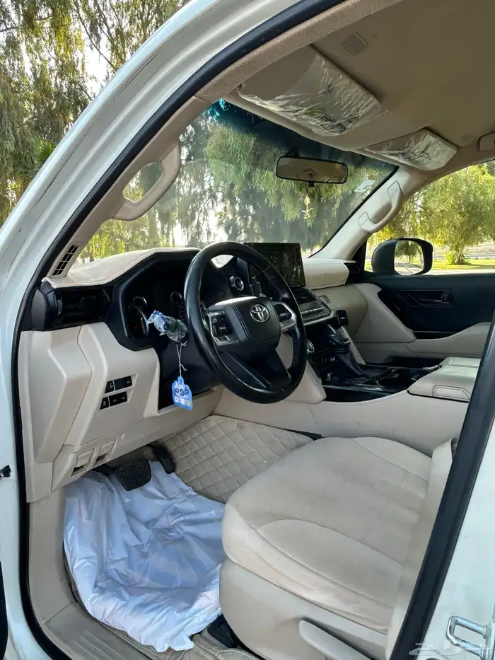 لاندكروزر ديزل 2022 GXR 8