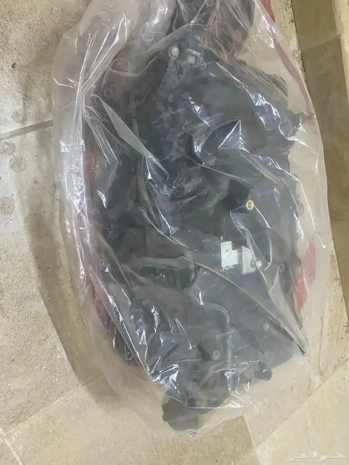 ثلاجه مكينه لاندكروزر 1