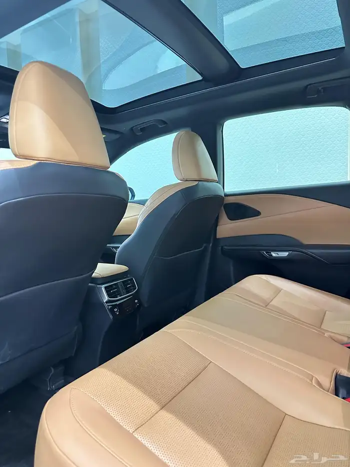 لكزس RX350 خليجي 2023 بريستيج موجودة بدبي 11