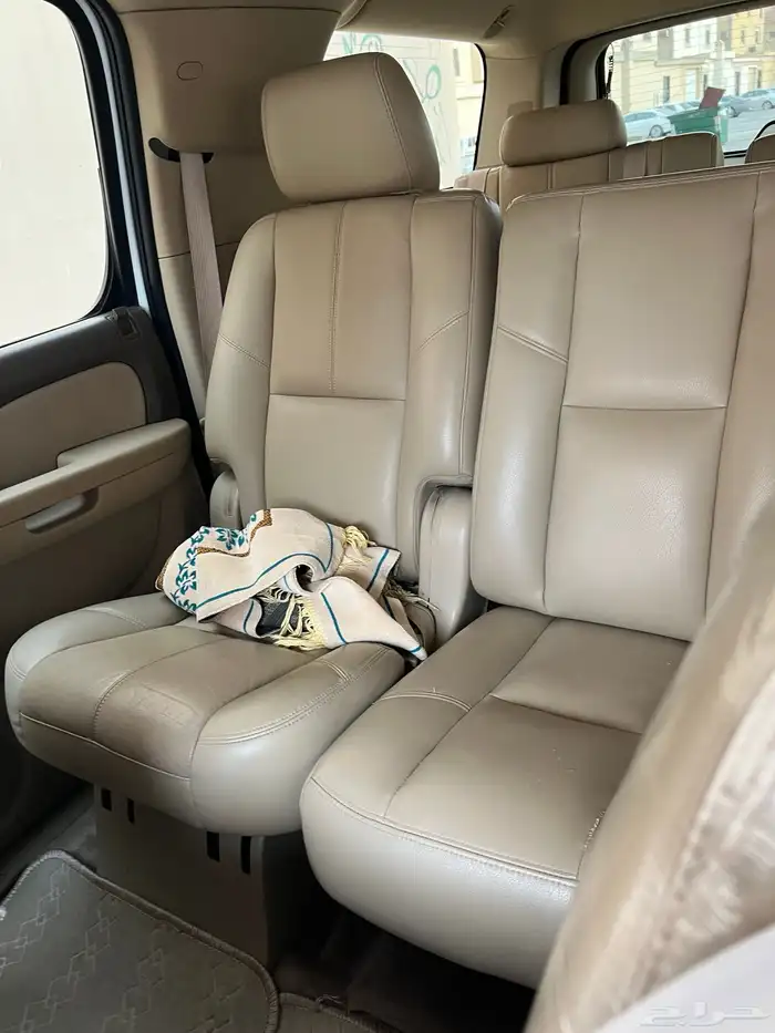 للبيع تاهو شيفروليه 2011 47