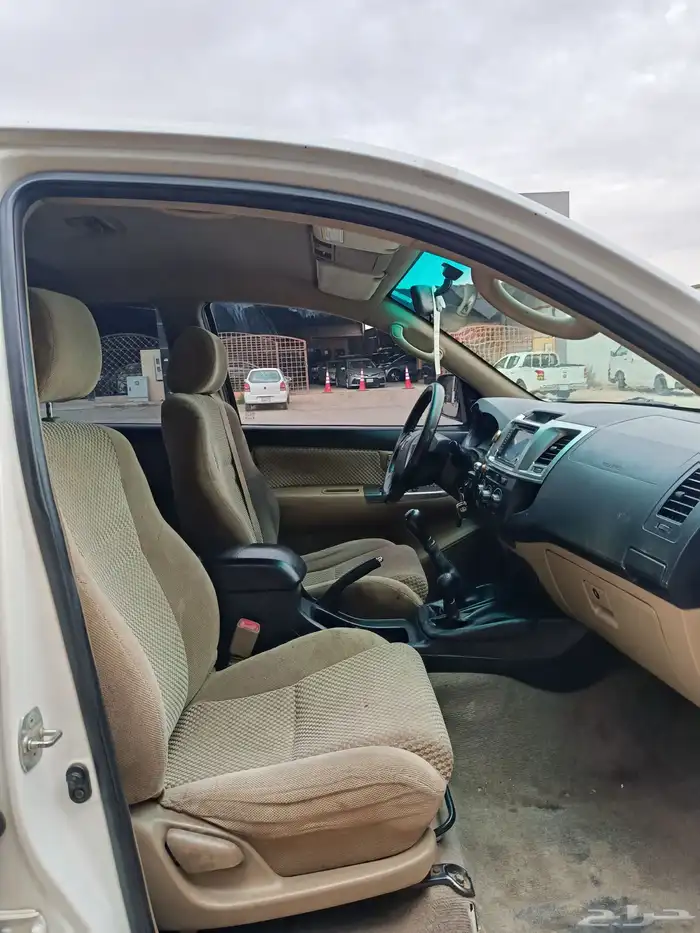 تويوتا فورنشر موديل 2015 قير عادي اربع سلندر 9