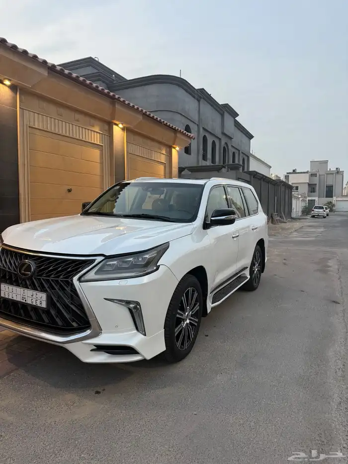 لكزس 2019 سعودي شرط 1