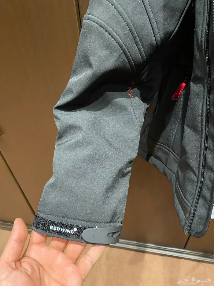 للبيع جاكيت جكيت ارامكو ريد وينق جديد 5