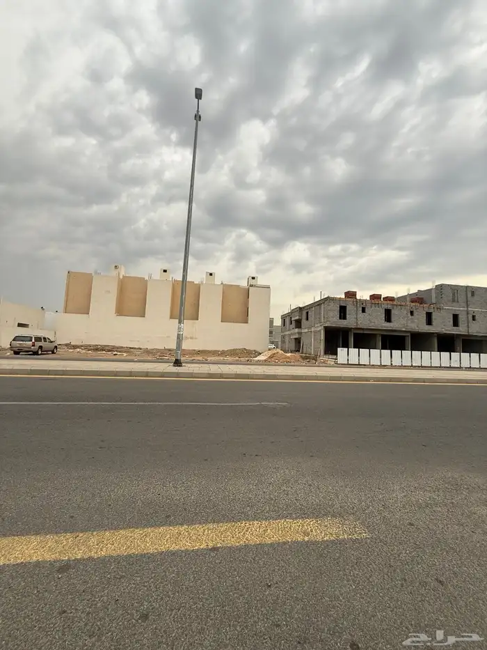 للبيع ارض تجارية في مخطط النبلاء م500 شارع 30م 23