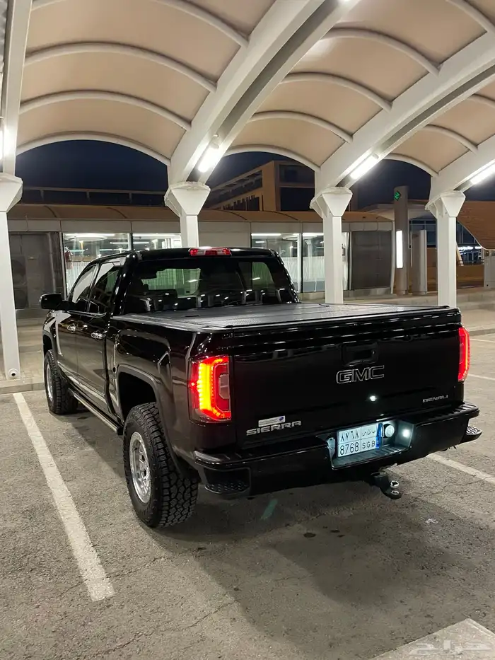 للبيع سييرا دينالي 2016 معدل ومجهز 23