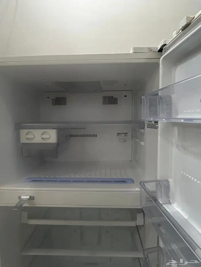 ثلاجه ال جي لها خمس سنوات عندي وشبه جديده 5