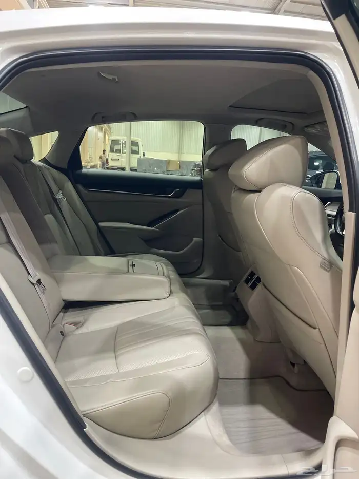 هوندا اكورد فل كامل موديل 2018 14