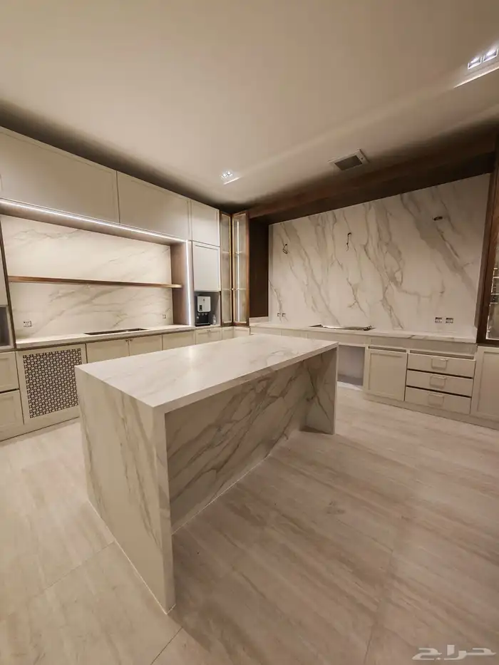 تفصيل طاولات طعام ومكاتب وتفصيل احواض زرع 14