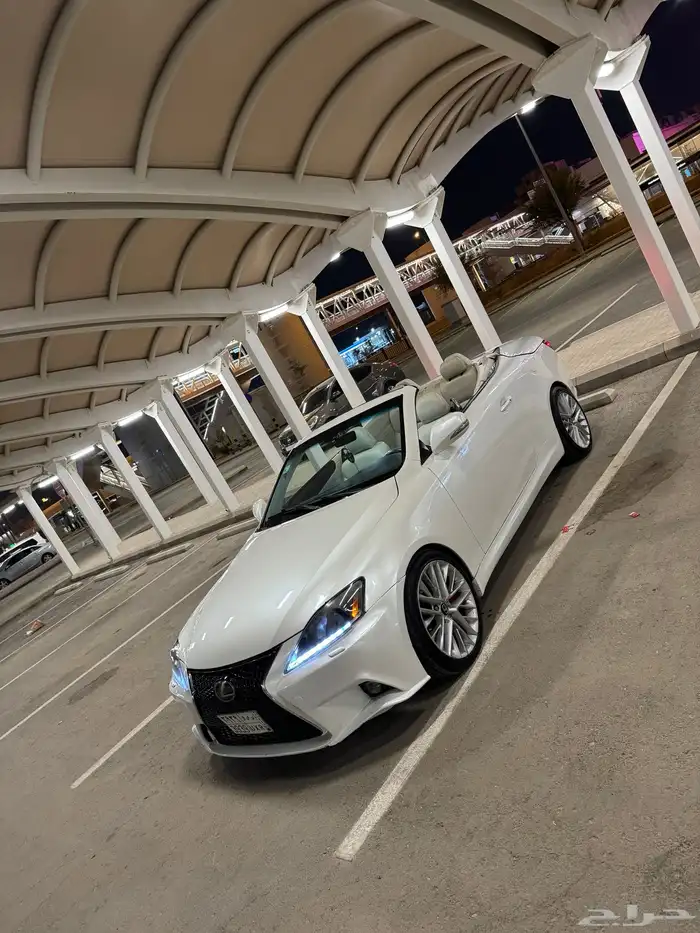 لكزس is كشف 2010 من النوادر 0