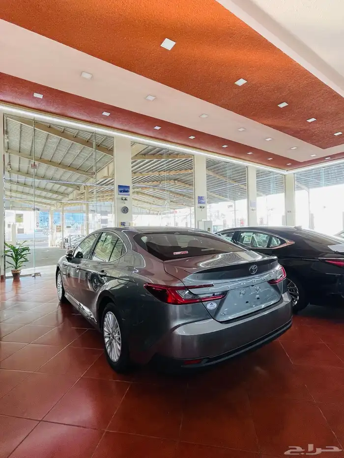 تويوتا كامري بنزين - LE - 2025 - تيتانيوم 3