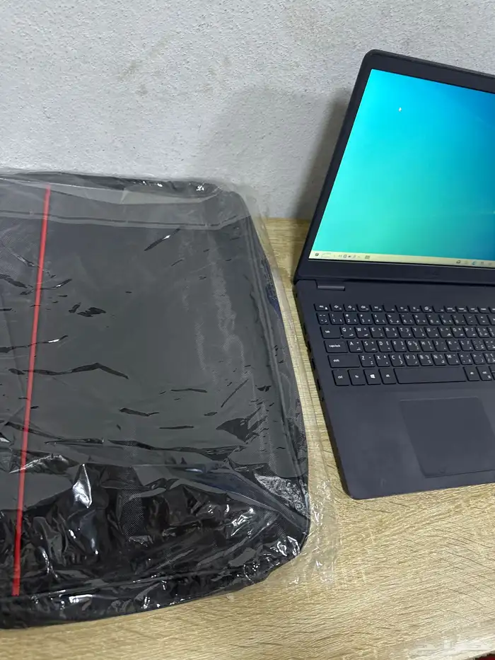 لابتوب DELL نظيف جدا 750  فقط 3