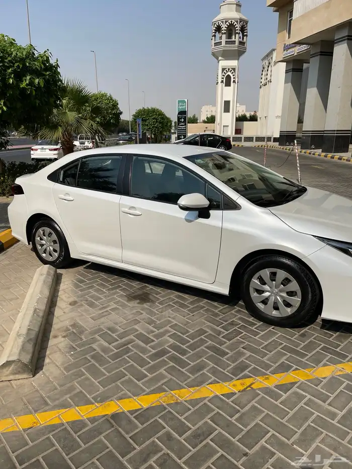 تويوتا كورولا XLI 2.0 2022 مكينة كبيرالسعر 56000الف 27