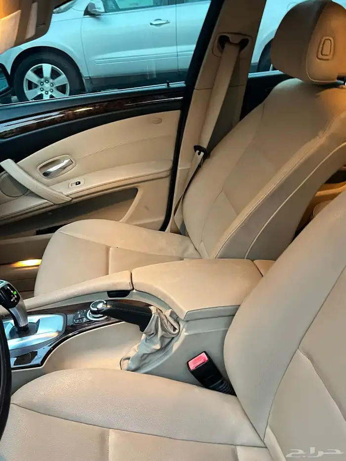 بي إم دبليو 520 li 15