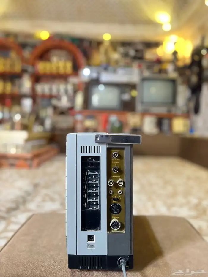 جهاز مشغل أشرطة فديو نادر وقديم تراثي 3